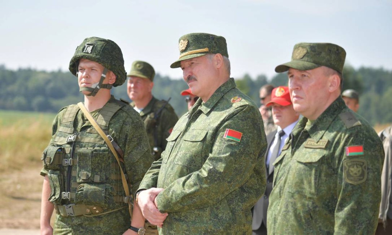 Belarus military belarusian army tank main power industry forces armed equipment defense tanks parade battle minsk systems