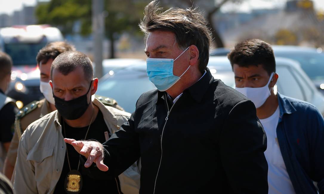 Bolsonaro ameaçou repórter do GLOBO durante passeio por Brasília neste fim de semana Foto: Pablo Jacob / Agência O Globo
