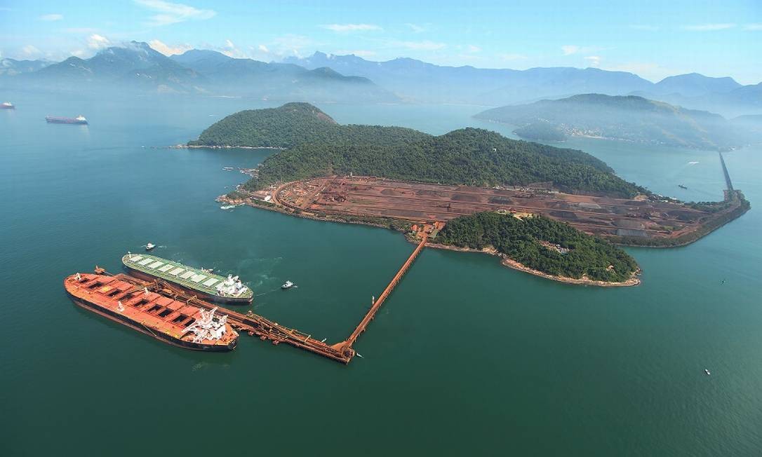 Terminal da Vale da Ilha Guaíba, na Baía de Sepetiba, em Mangaratiba, no Rio de Janeiro, terá sistema de baterias da Tesla para gerar energia elétrica Foto: Divulgação