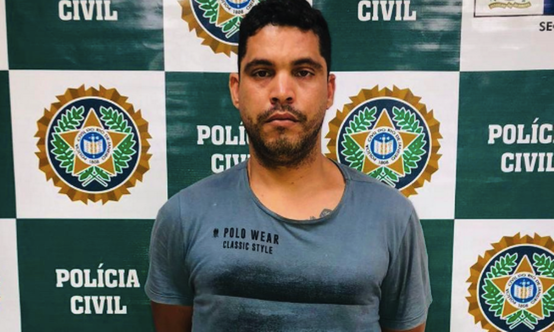 Nesta segunda-feira, José Eduardo Nunes Júnior, de 31 anos, foi preso em flagrante aplicando golpe do 'falso motoboy', em Copacabana
Foto: Divulgação