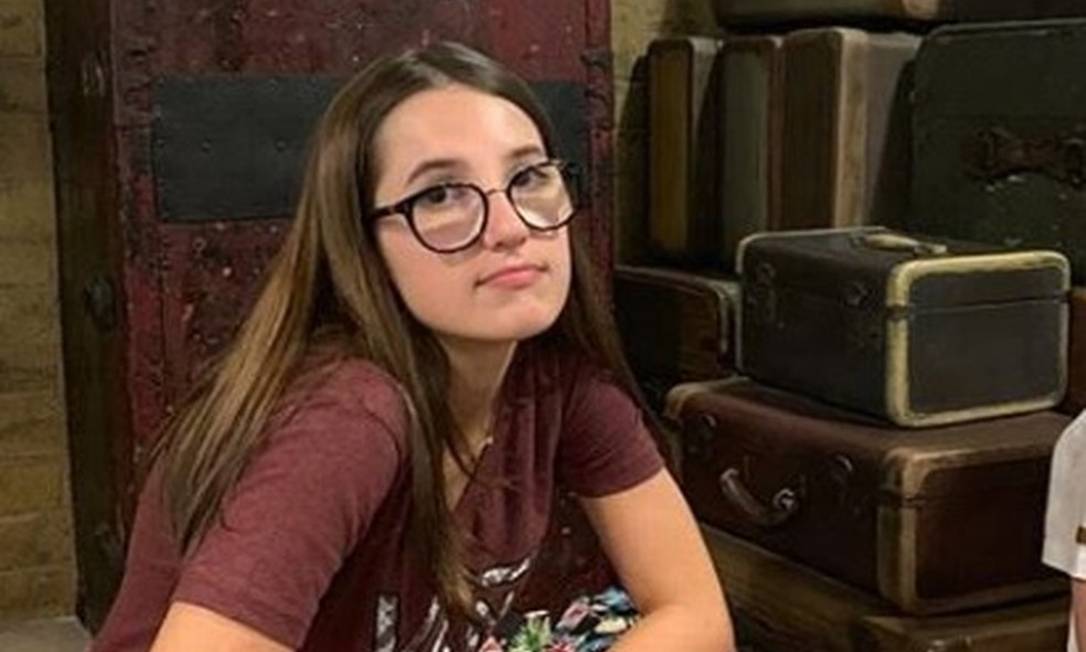 Isabele Guimarães Rosa, de 14 anos, morreu ao ser atingida por tiro no rosto em condomínio de Cuiabá Foto: Reprodução