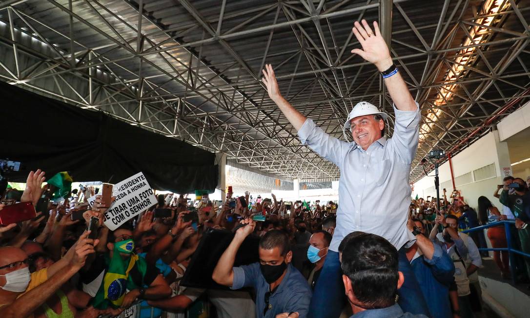 Presidente da República Jair Bolsonaro, durante desembarque na cidade de Aracaju Foto: Alan Santos / Divulgação