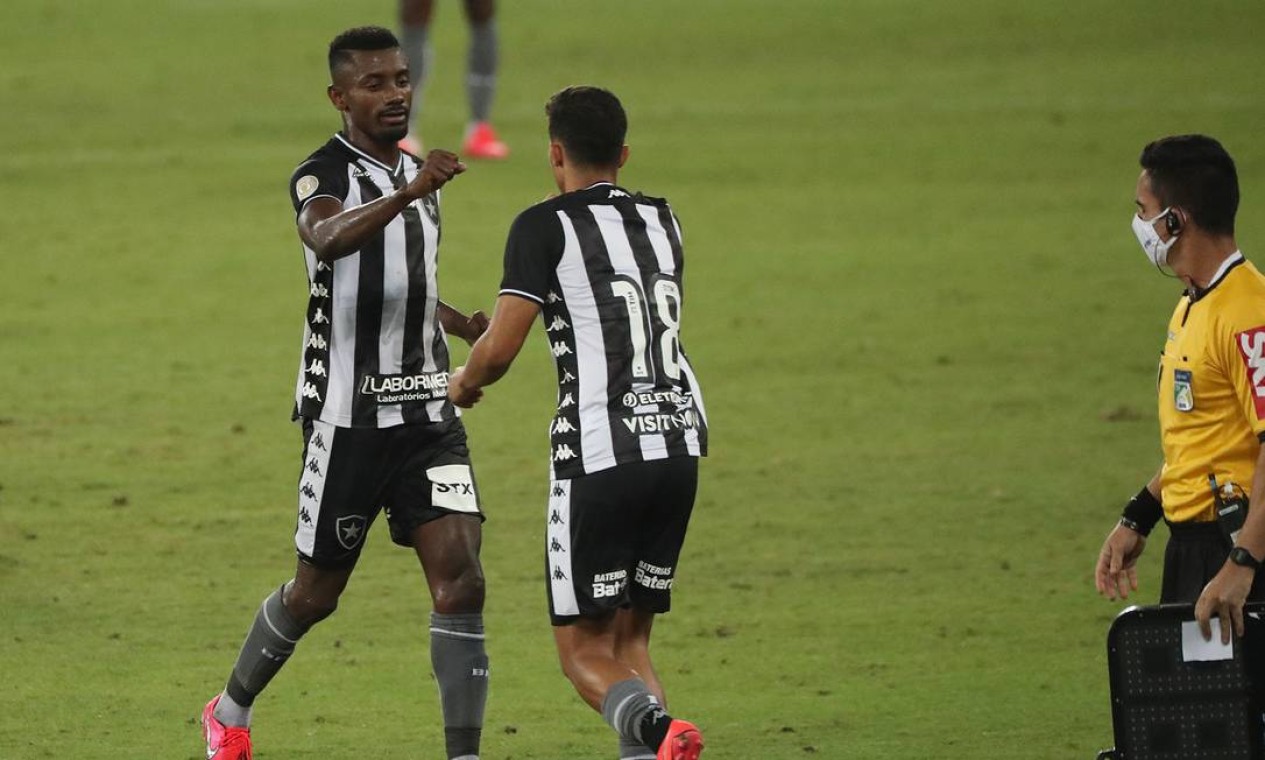 Análise Kalou Estreia Bem Pelo Botafogo E Mostra Que Com Ritmo Ideal Pode Trazer Salto De 6309