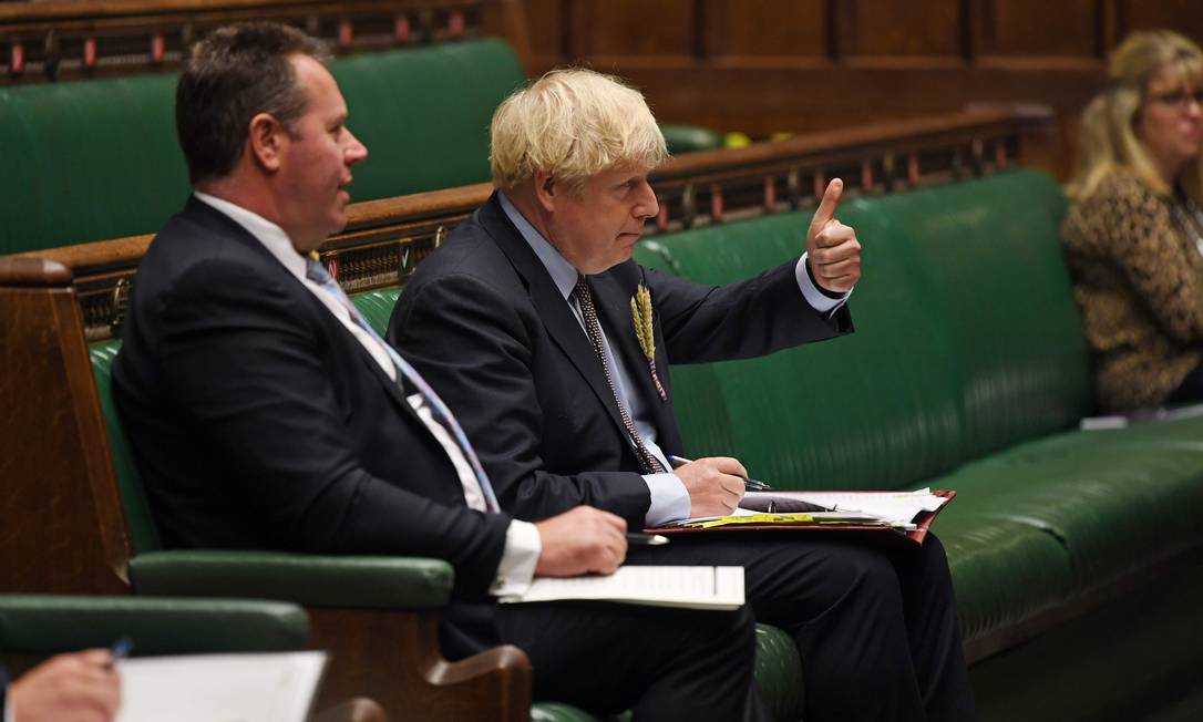 Em sessão semanal de perguntas ao primeiro-ministro, Boris Johnson defende reversão de acordos assumidos com a UE Foto: JESSICA TAYLOR / AFP/09-09-2020