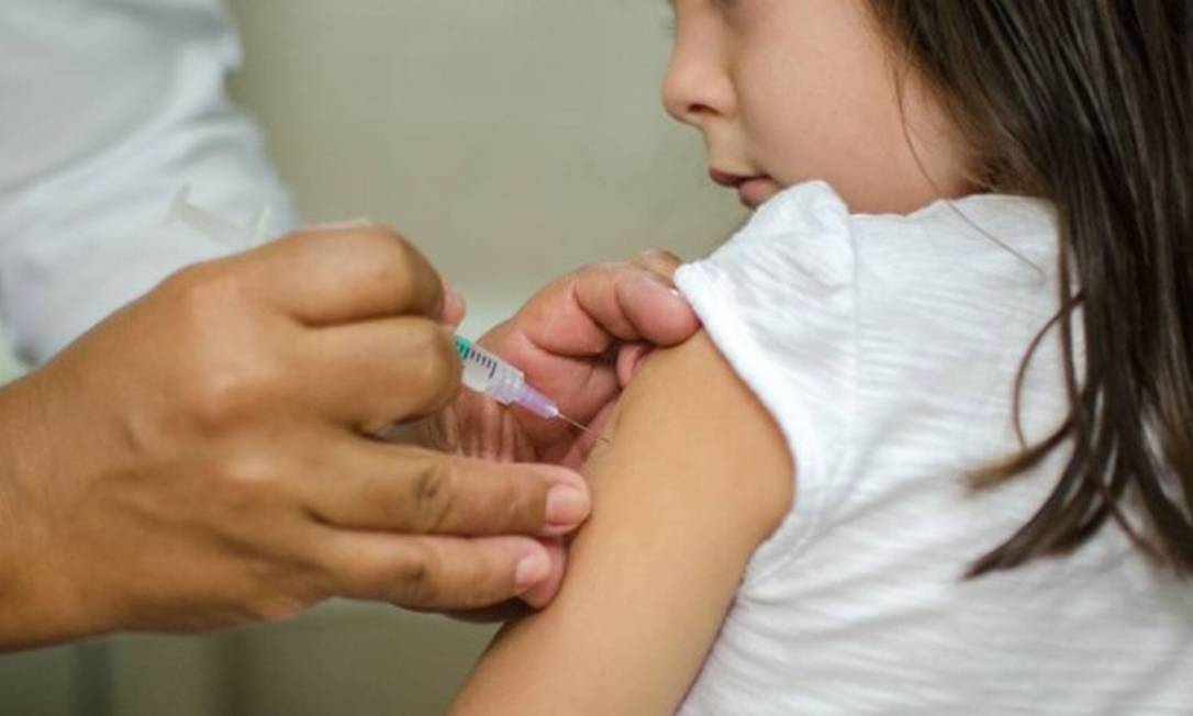 Vacinação infantil Foto: Gabriel Borges / O Globo