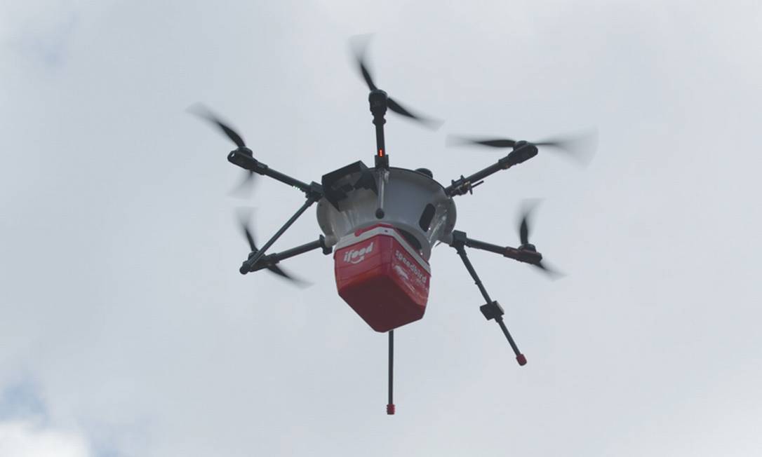 Novos modelos. Teste de drone para entrega de encomendas feito pelo iFood Foto: Divulgação
