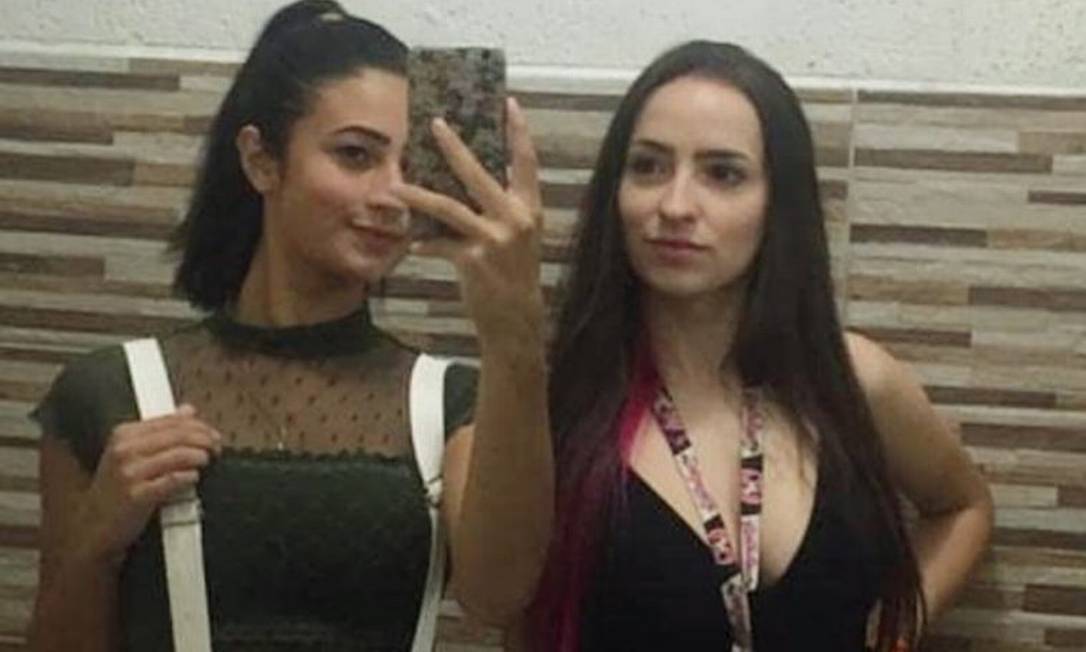 Bruna Vellasquez, de 18 anos, e Monique Almeida, de 19 anos Foto: Reprodução