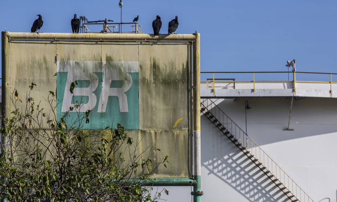 Com incertezas provocadas pela pandemia, Petrobras realiza cortes profundos nos investimentos Foto: Bloomberg / Bloomberg via Getty Images