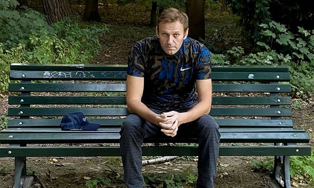 Navalny num parque de Berlim: alta Foto: HANDOUT / AFP