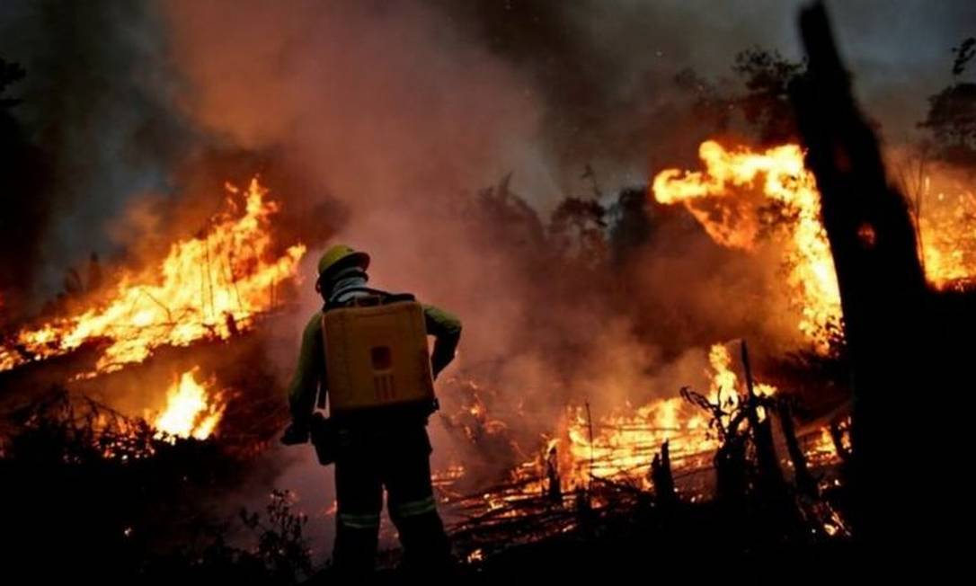 Seca e degradação intensificam os incêndios na Amazônia, diz Carlos Nobre Foto: Reuters