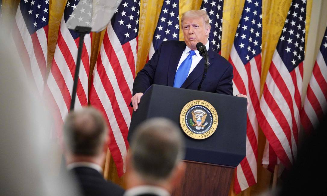 Presidente americano, Donald Trump, em envento em homenagem aos veteranos da Baía dos Porcos, na Casa Branca Foto: MANDEL NGAN / AFP