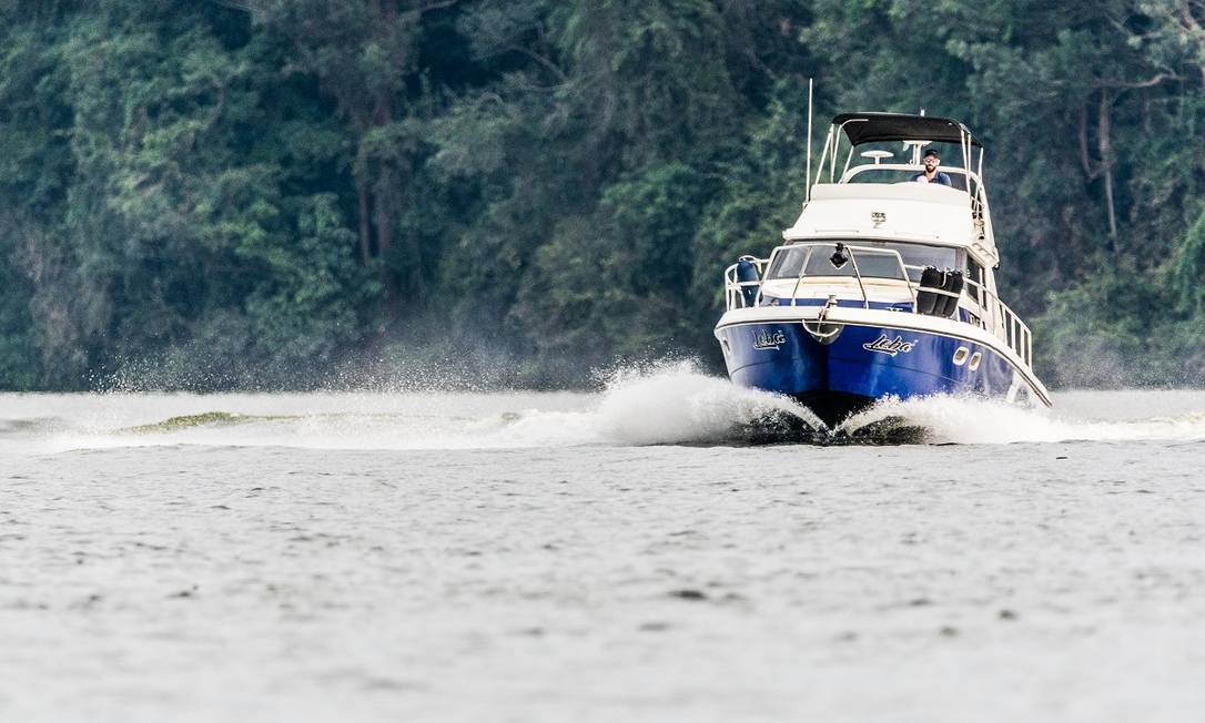 Com distanciamento e contato com a natureza, turismo náutico