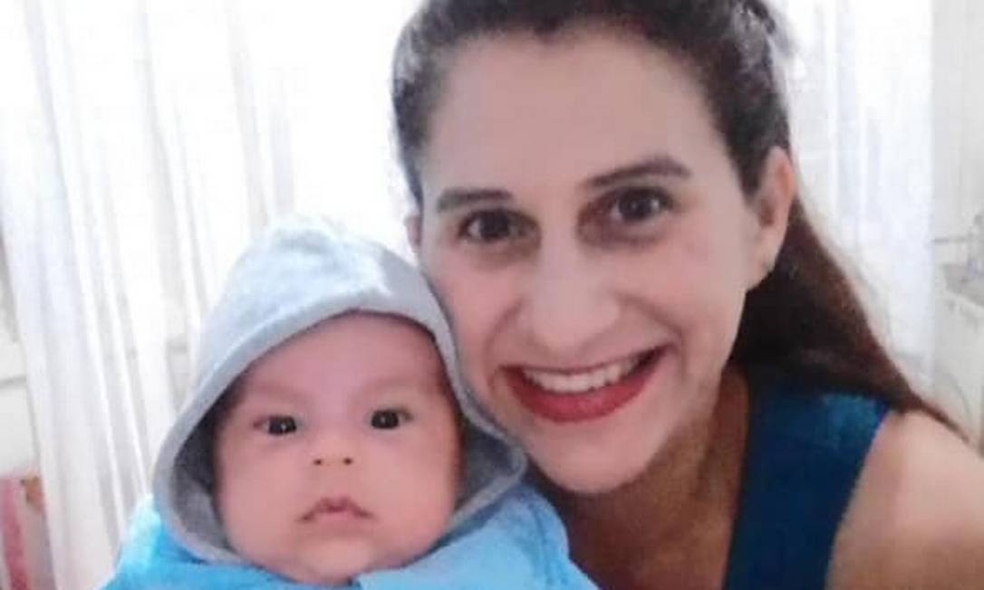 Josieli Lopes, de 36 anos, e o filho de três meses foram mortos pelo marido e pai da criança Foto: Reprodução