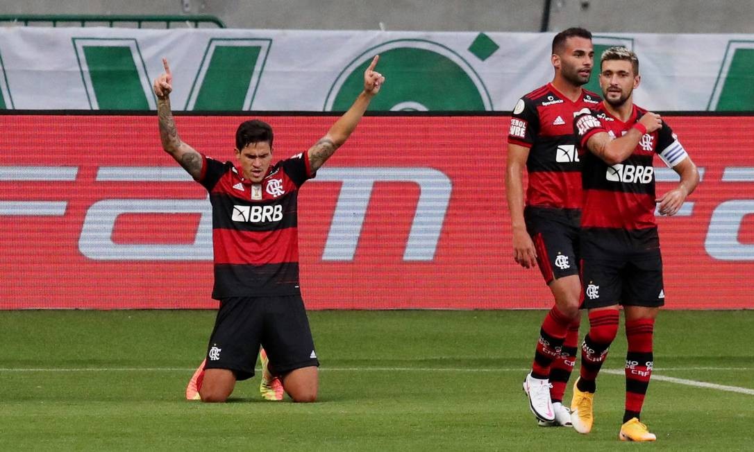 Quarteto lidera garotada e Flamengo empata com o Palmeiras em jogo quase adiado - Jornal O Globo