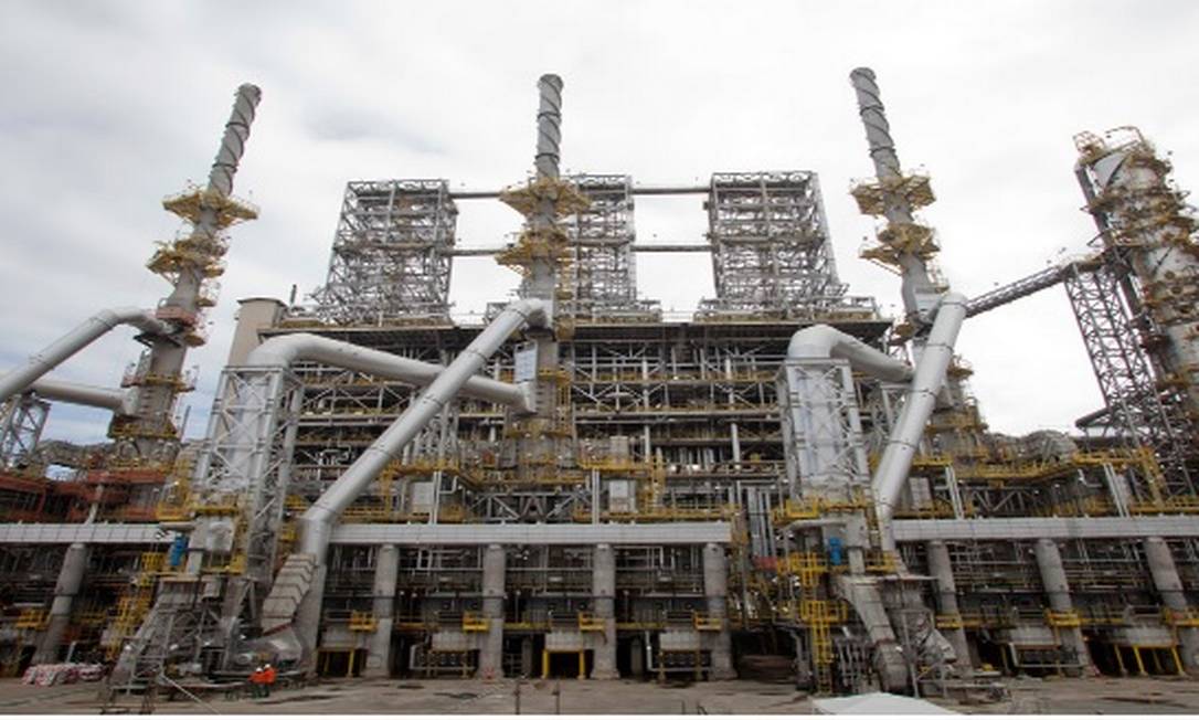Rnest, em Pernambuco: Petrobras vai ampliar capacidade da refinaria antes de colocá-la à venda de novo Foto: Reprodução/Site da Petrobras