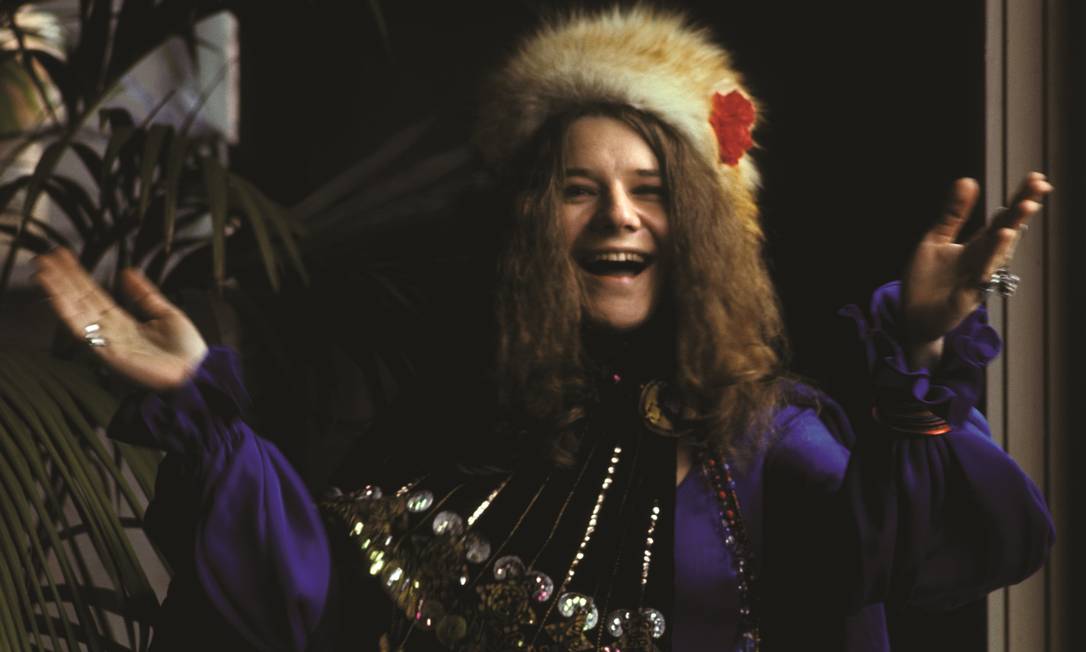 Galeteria Metrópolis - Não tem como falar de rock feminino sem falar da  rainha Janis Joplin. Uma das vozes mais emblemáticas da música internacional.  A cantora nasceu em 1943 em Port Arthur.