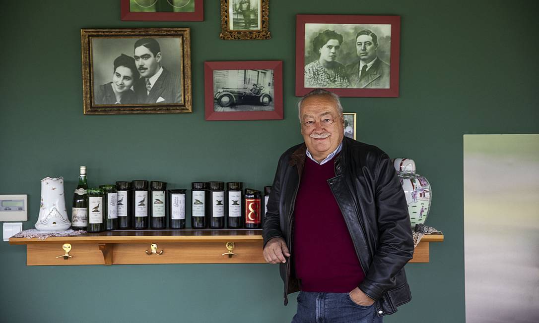 Luís Pato, que comemora 40 anos de sua primeira vindima, estará em uma prova especial de seus vinhos na edição 2020 do Vinhos de Portugal Foto: Adriano Miranda/Público
