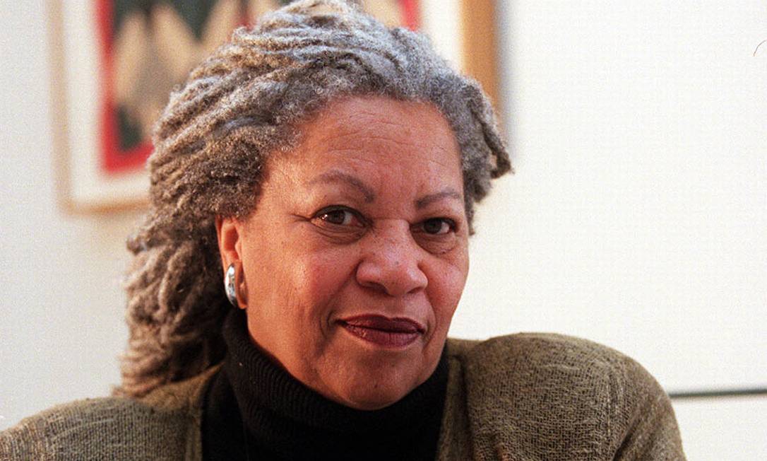 Premiada em 1993, a americana Toni Morrison ainda é a única mulher negra a vencer o Nobel de Literatura Foto: SARA KRULWICH / NYT