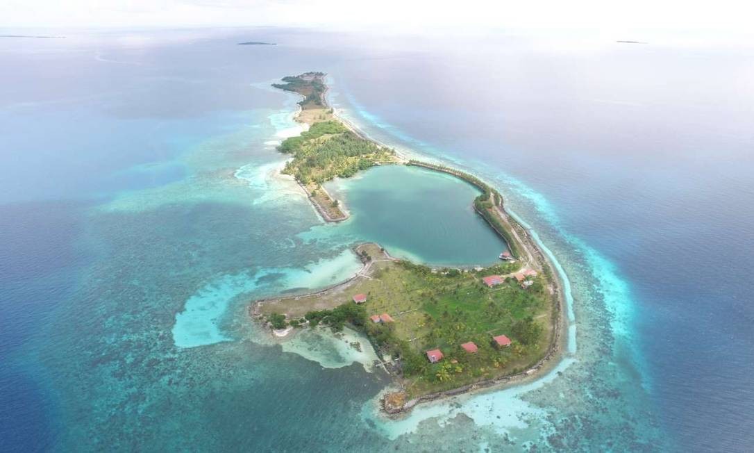 Long Caye, in Belize, is another of the Private Islands options Photo: Reproduction