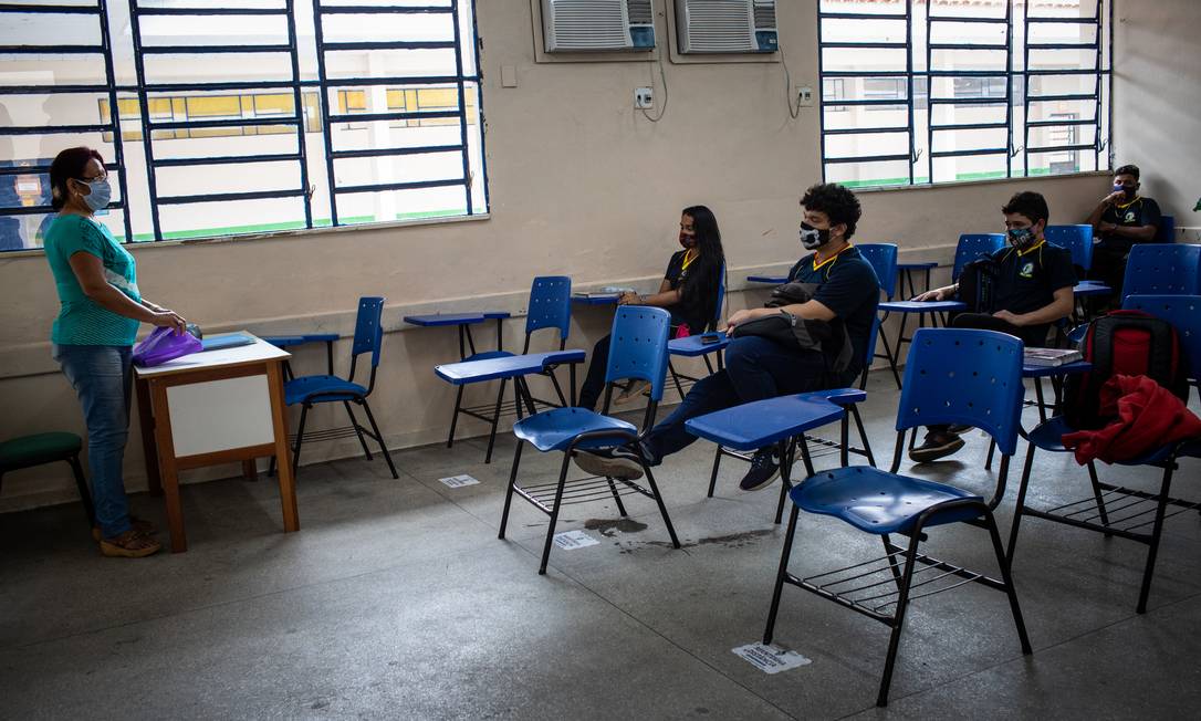 Amazonas foi o primeiro estado a retomar as aulas presenciais durante a pandemia da Covid-19, doença causada pelo novo coronavírus Foto: Raphael Alves / Agência O Globo