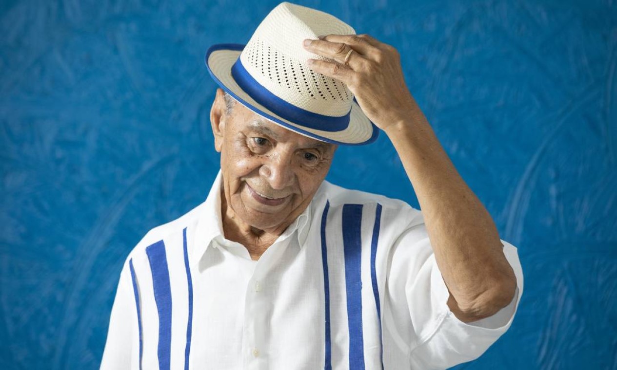 Aos 88 anos, Monarco era o único remanescente do grupo original da Velha Guarda da Portela Foto: Ana Branco / Agência O Globo