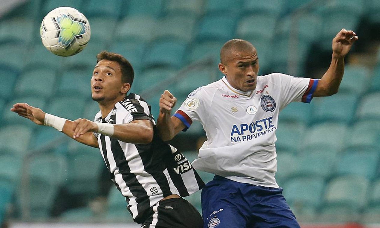 Com pênalti no último minuto, Botafogo perde para o Bahia e volta ao Z4 ...