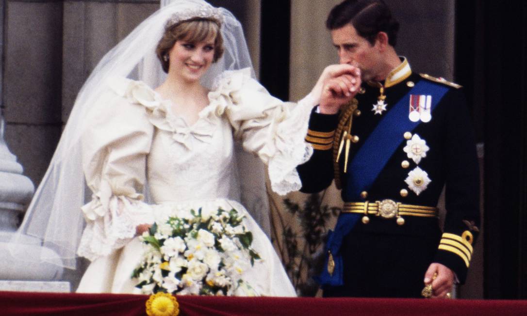 Charles e Diana no dia do casamento Foto: Getty