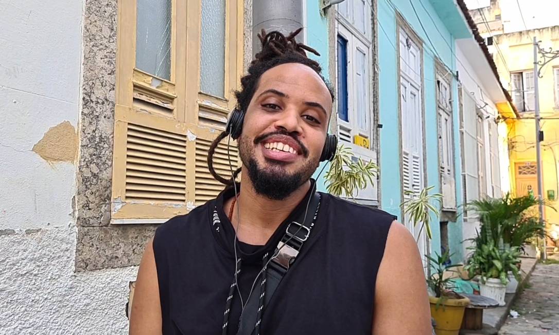 Cantor, compositor e produtor cultural, Muato criou projeto musical sobre o amor preto Foto: Divulgação