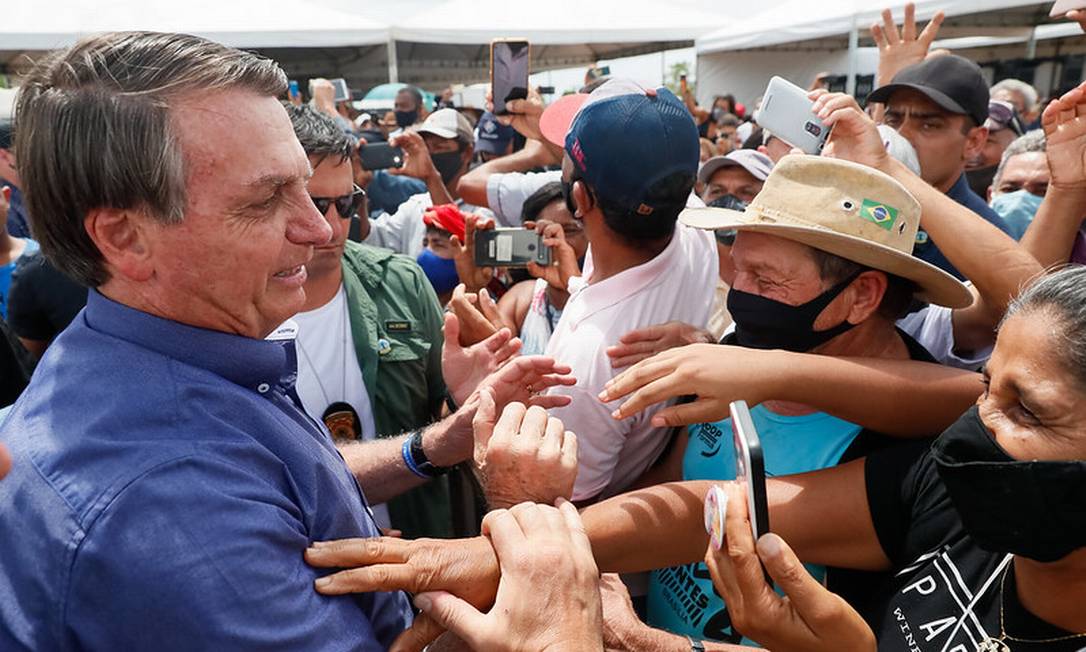 Presidente da República, Jair Bolsonaro durante chegada em Flores do Goiás Foto: Isac Nóbrega/PR