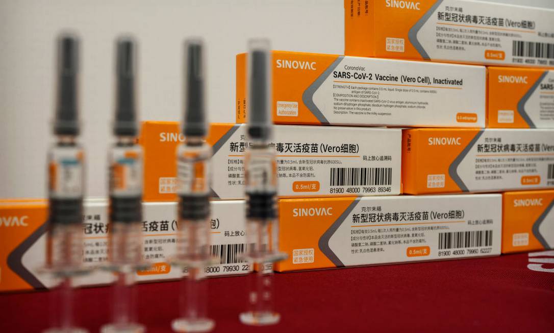 Vacinas CoronaVac, já embaladas, em fábrica da Sinovac em Pequim Foto: Kevin Frayer / Getty Images