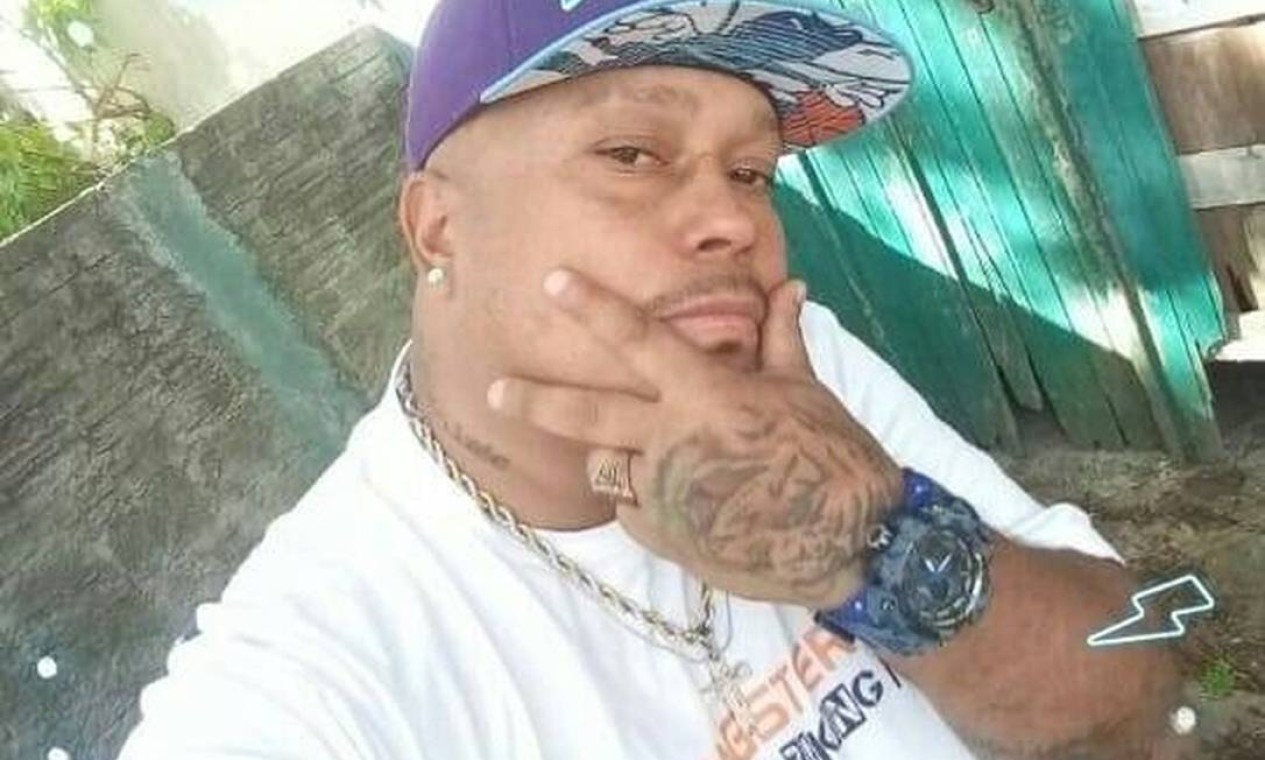 João Alberto Silveira Freitas, de 40 anos, foi espancado e morto por dois homens brancos – sendo um policial –, em Porto Alegre Foto: Reprodução / Redes sociais / Agência O Globo