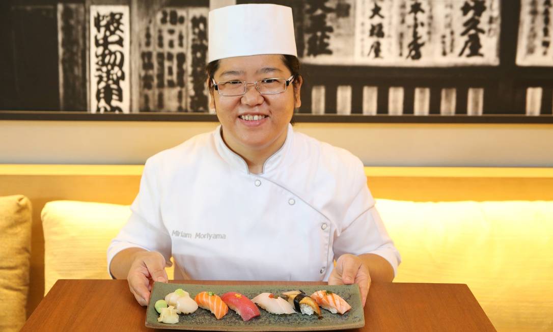 Chef Penha cai nas graças da população de Holambra com culinária Japonesa.  ‹ O Regional