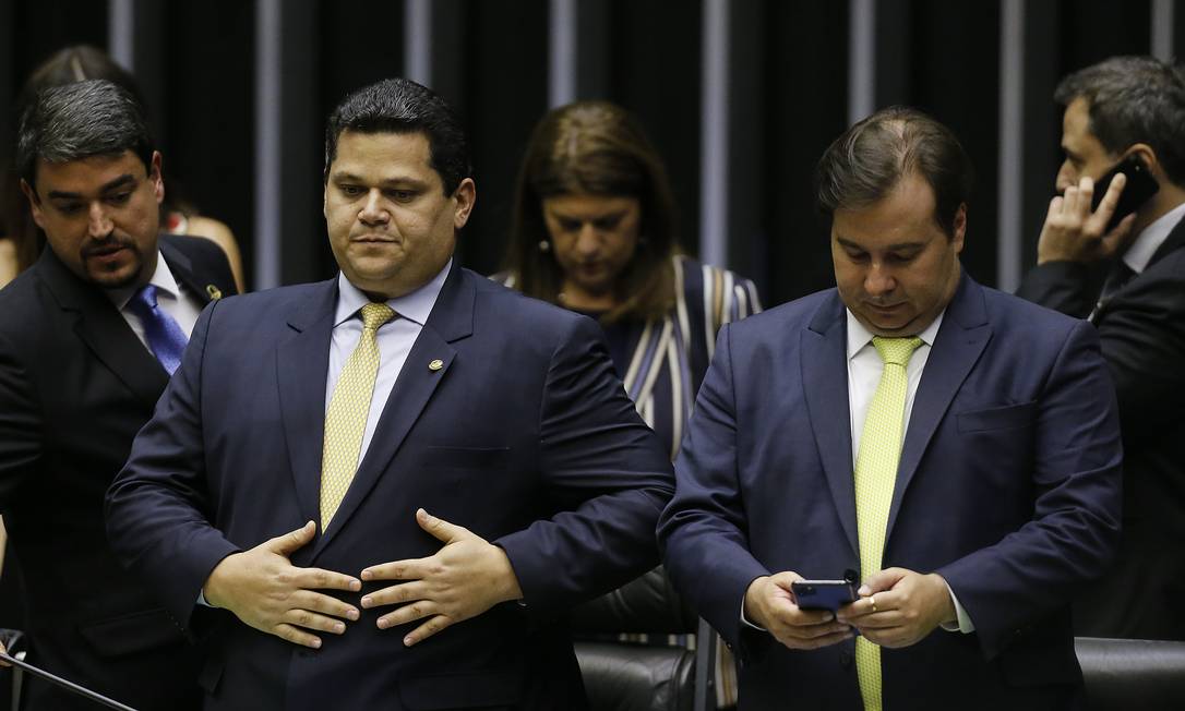 O presidente do Senado, Davi Alcolumbre, e o presidente da Câmara, Rodrigo Maia 28/02/2020 Foto: Jorge William / Agência O Globo
