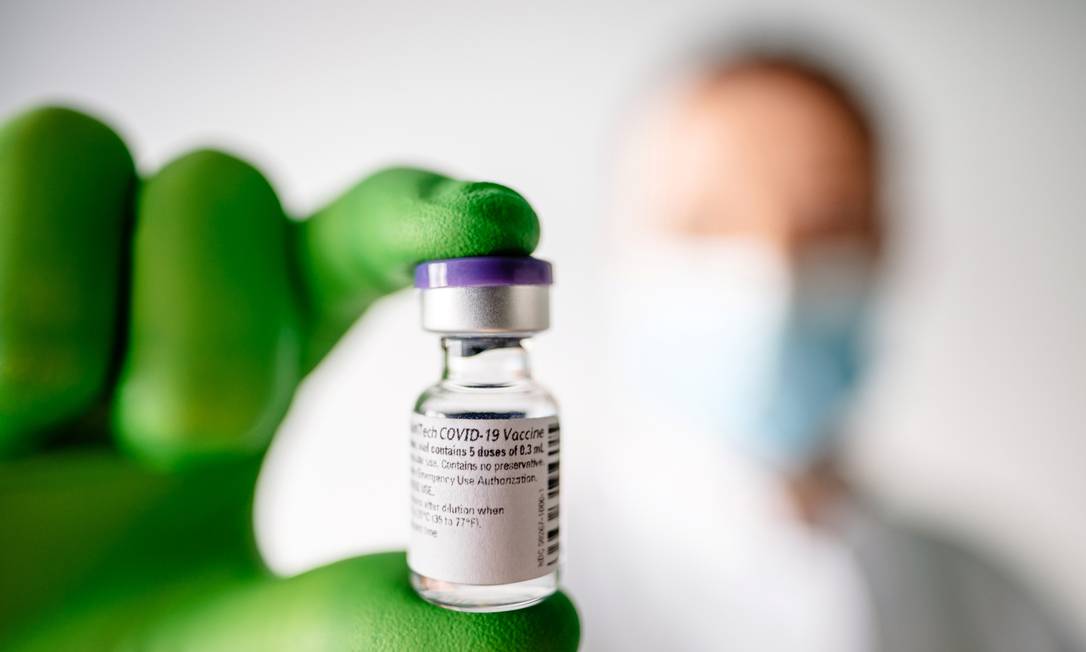 Empresas que desenvolveram vacinas contra a Covid-19 se valorizaram nas Bolsas Foto: BioNTech SE 2020, all rights res / via REUTERS