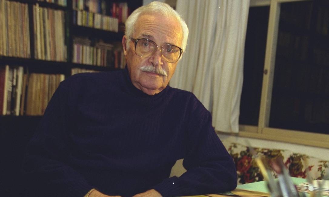 O chargista Lan morreu de pneumonia, aos 95 anos, no dia 5 de novembro Foto: André Teixeira / O Globo 