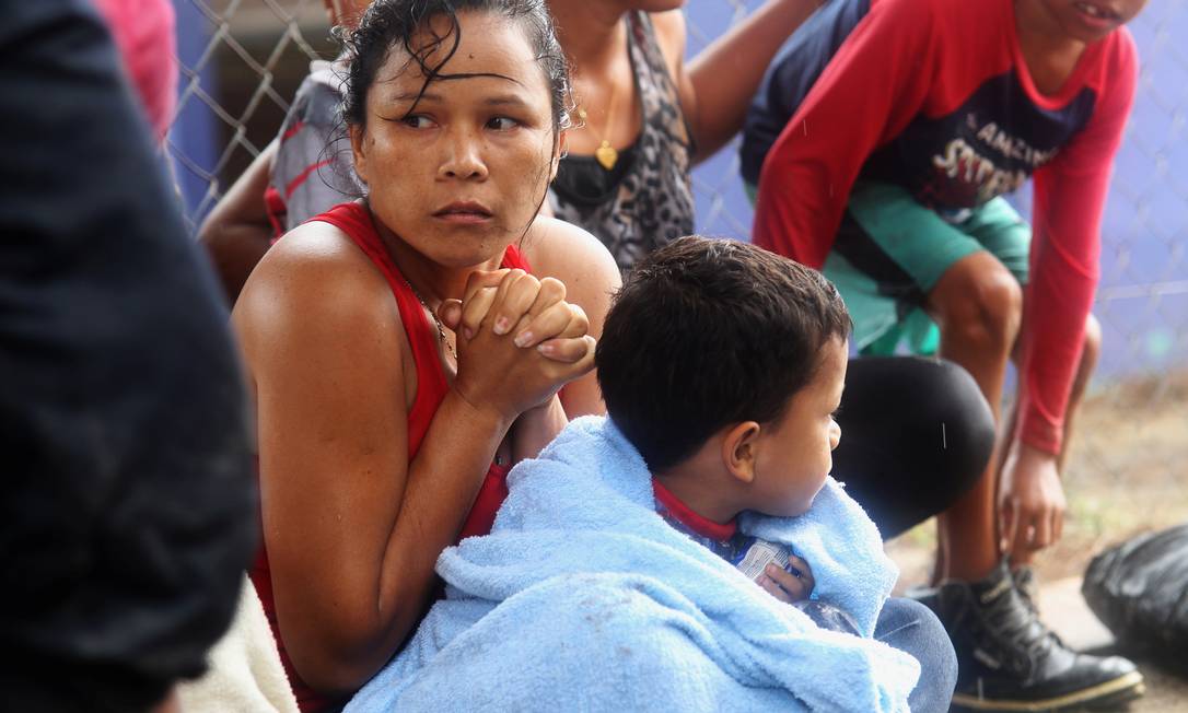Imigrantes venezuelanos chegam a Irin, em Trinidad Tobago, depois de deixarem seu país de barco Foto: LINCOLN HOLDER/COURTESY NEWSDAY / via REUTERS/24-11-2020