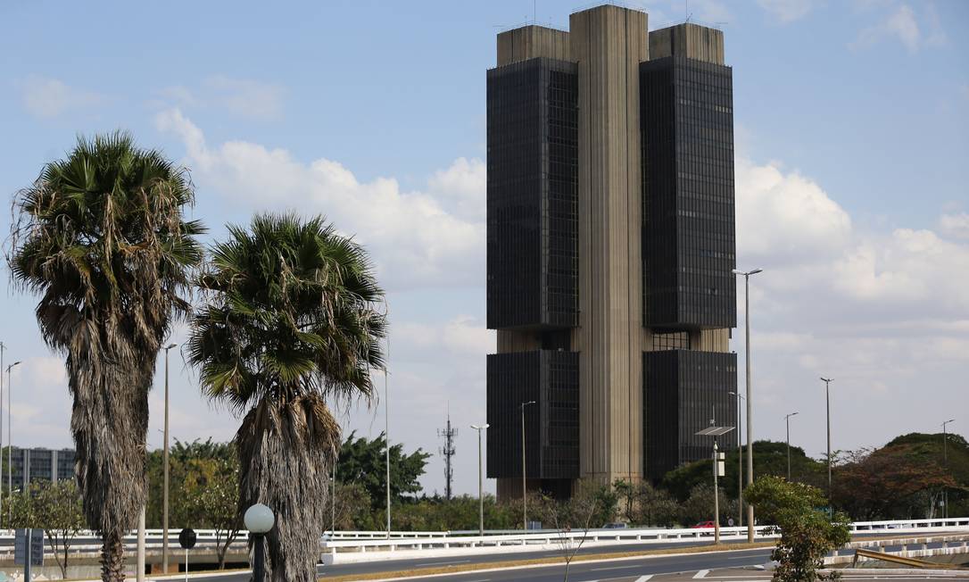 Sede do Banco Central, em Brasília. Dívida cresceu por conta da crise causada pelo coronavírus Foto: Jorge William / Agência O Globo