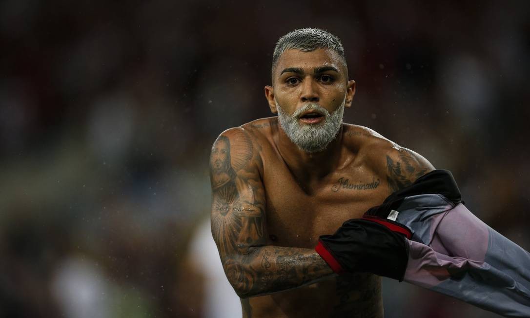 Gabigol comemora depois de marcar gol que deu a vit�ria ao Flamengo no Campeonato Carioca 2020, contra o Boa Vista Foto: Guito Moreto / Ag�ncia O Globo