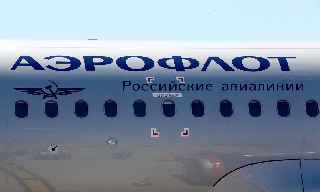 Avião da Aeroflot: companhia aérea russa vai colocar passageiros sem máscara em área separada na aeronave Foto: JEAN-PAUL PELISSIER / REUTERS