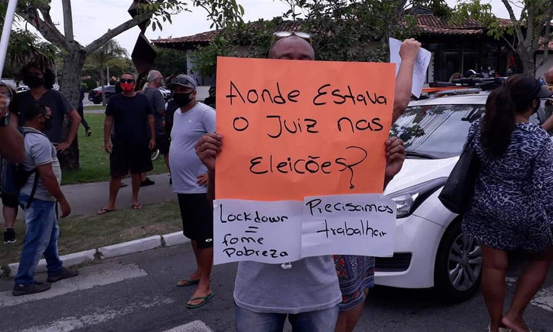 Búzios Tem Protesto Da População E De Empresários Contra Lockdown Determinado Pela Justiça 7436