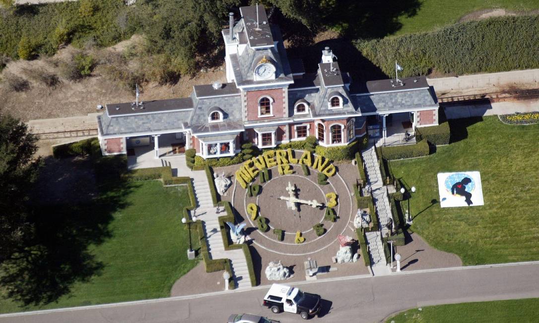 Rancho Neverland, de Michael Jackson, é vendido por US 22 milhões