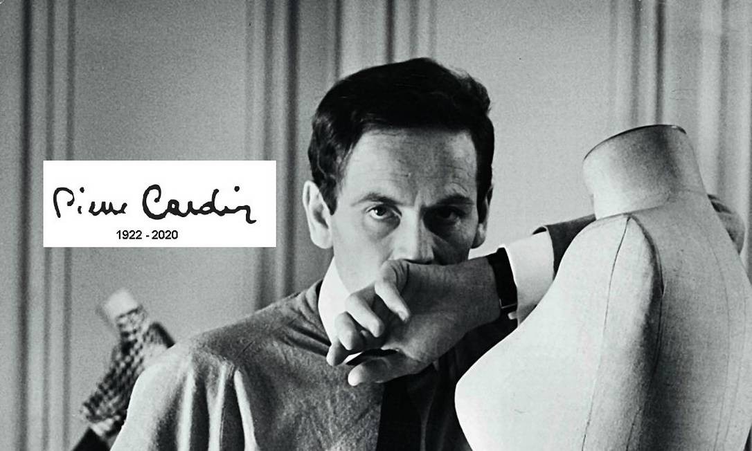 O estilista Pierre Cardin, no início da carreira de sucesso Foto: Divulgação