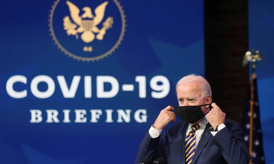 Presidente eleito dos EUA, Joe Biden, durante briefing sobre a situação do novo coronavírus no país Foto: JONATHAN ERNST / REUTERS