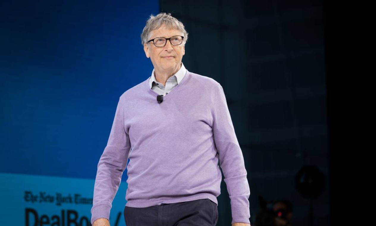 Bill Gates, fundador da Microsoft, tem hoje uma fortuna de US$ 129 bilhões, e é o quarto homem mais rico do mundo, segundo a Forbes Foto: SAMUEL CORUM / Agência O Globo