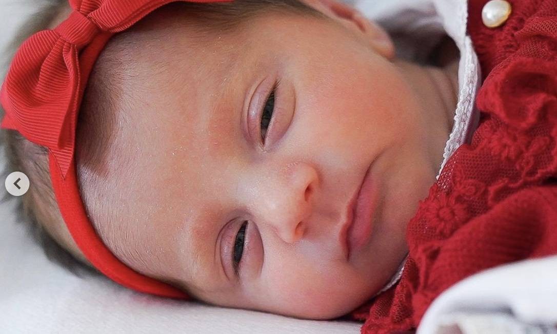 Raika, filha recém-nascida de Alok e Romana Novais Foto: Reprodução