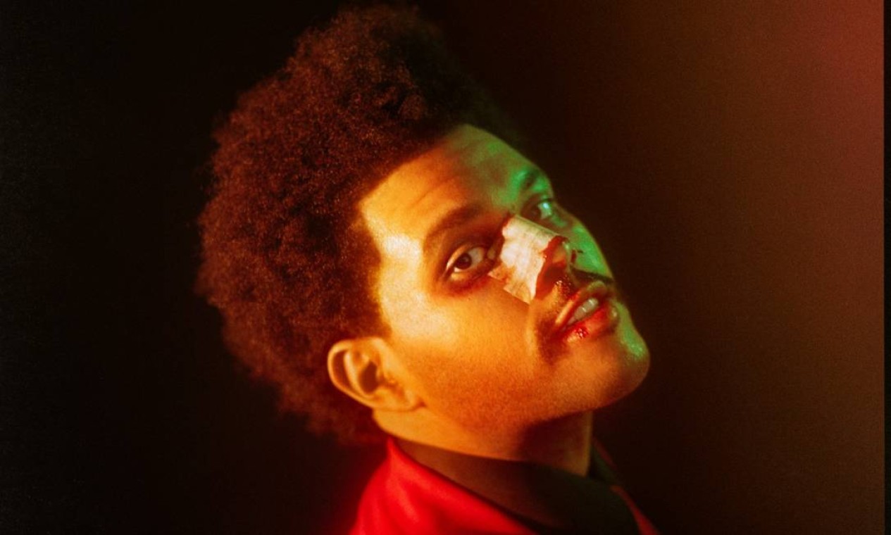 Outro grande jovem nome do revival é The Weeknd, com o álbum “After hours”. O destaque é “Blinding lights” (música mais ouvida do Spotify em 2020). Foto: Divulgação