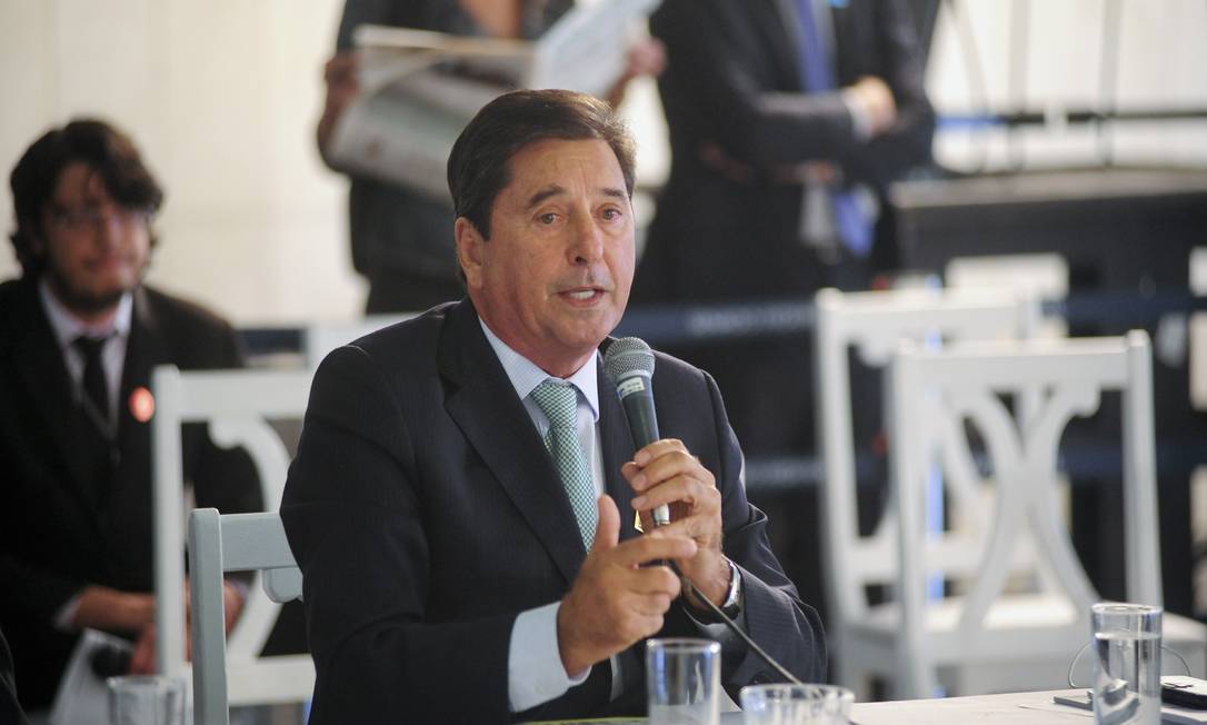 Em 2015, quando era prefeito de Aparecida de Goiânia, Maguito participou de debate no Senado Foto: Pedro França/Agência Senado/17-06-2015