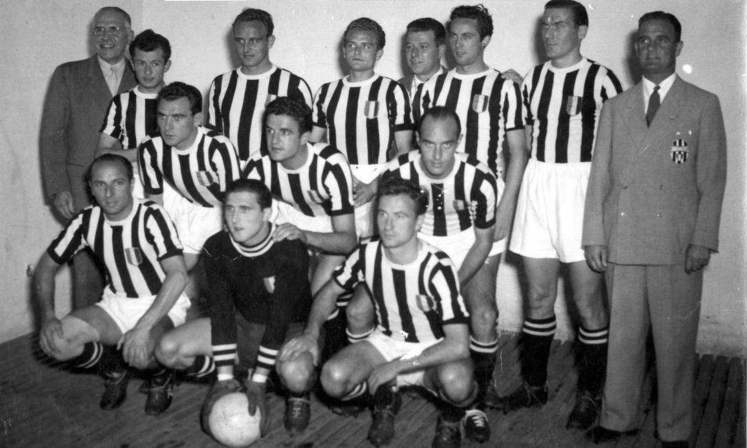 Veja fotos da Copa Rio de 1951, conquistada pelo Palmeiras