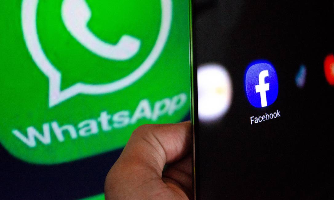 Novas regras de privacidade do WhatsApp criam corrida de usuários para aplicativos rivais Foto: A7 Press / Agência O Globo