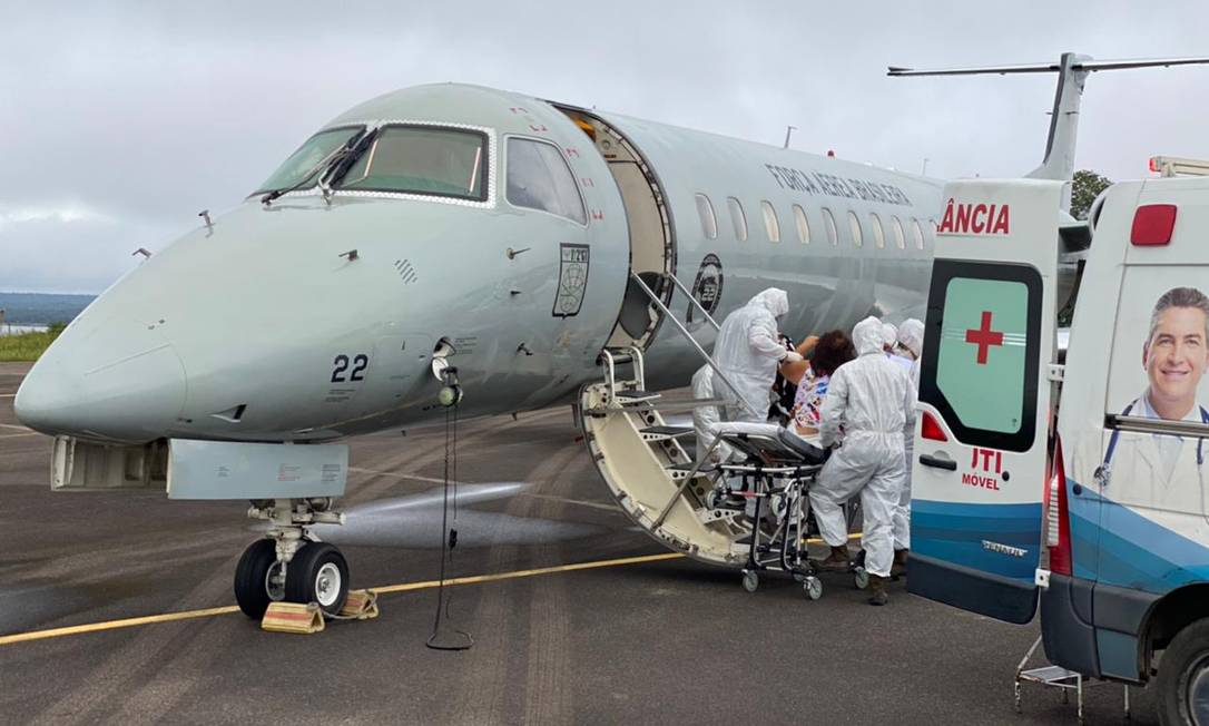 Pacientes com Covid-19 são transportados de Manaus para outros estados em avião da FAB Foto: Divulgação/FAB